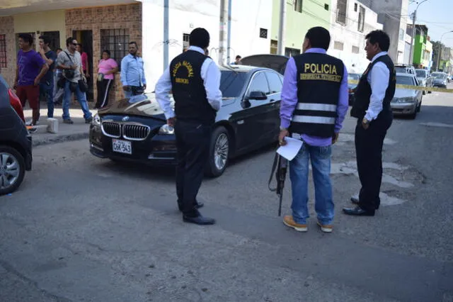 Encapuchados asaltaron banco en solo tres minutos