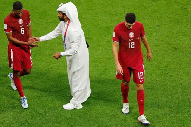 La selección de Qatar cayó frente a Ecuador por la primera fecha de la Copa del Mundo y luego perdió contra Senegal.