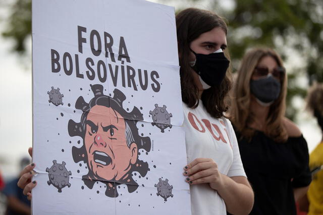Bolsonaro tiene un 60% de rechazo en los sondeos de opinión pública.