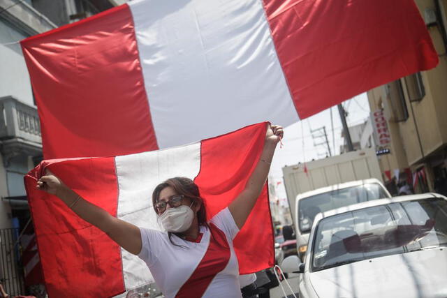 Incrementa venta de camisetas de selección peruana en tiendas de Arequipa