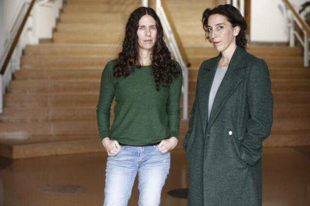 La dramaturga Mariana de Althaus y la actriz Alejandra Guerra construyeron juntas el guion del monólogo que se estrenará el 11 de junio en el CCPUCP. Foto: Marco Cotrina/LR.