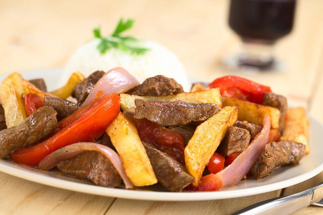 lomo saltado