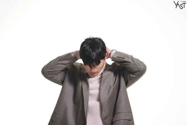 Hyun Bin, Son Ye Jin, Esquire Korea