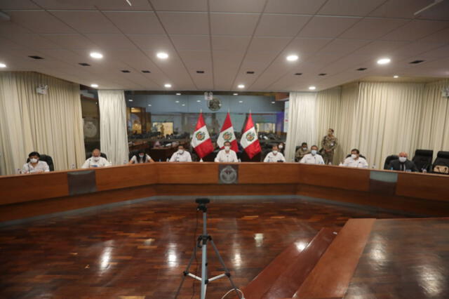 Poder Ejecutivo se reunió con el Acuerdo Nacional para evluar acciones contra el coronavirus. Foto: Presidencia.