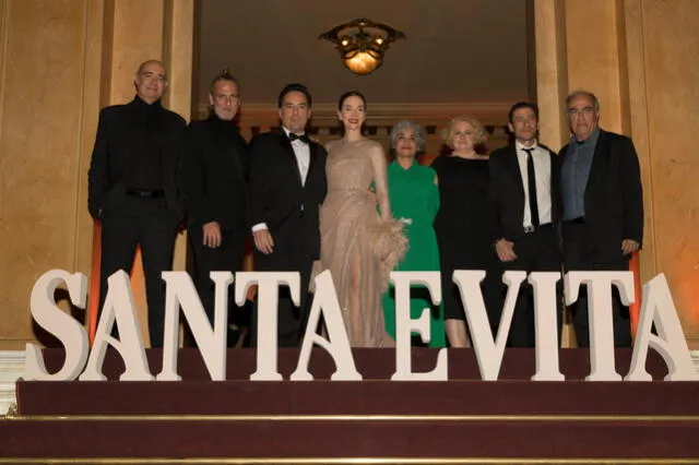 Reparto de "Santa Evita". Foto: Star Plus