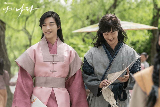 Woo Do Hwan y  Yang Se Jong protagonizaron un bromance en el kdrama  My Country: The New Age del 2019.