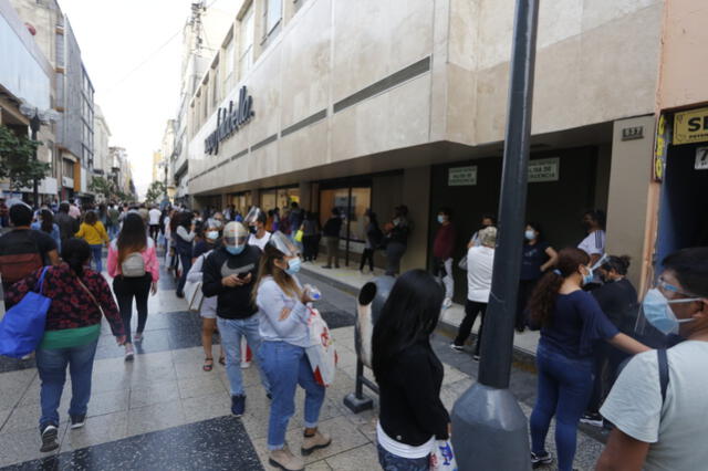 Aglomeraciones por el Día de la Madre. Foto: Carlos Félix/La República