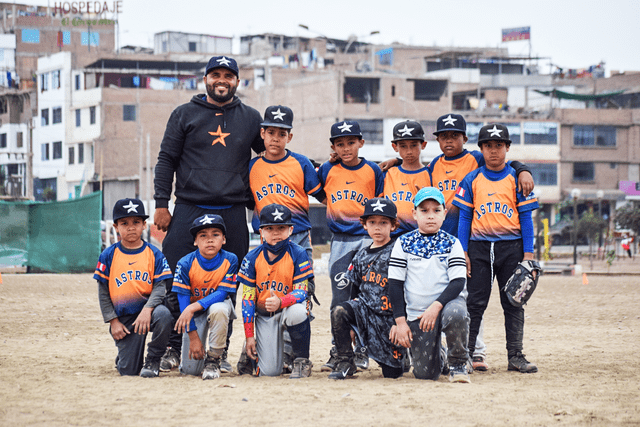 El béisbol renace en Perú con la migración venezolana. Foto: @Normanchaca