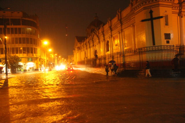 Lluvias intensas golpean a once regiones del país