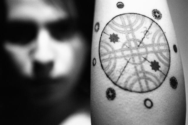 Tatuaje mapuche. Foto: Luis Sergio.