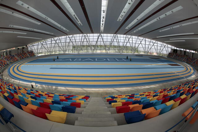 La instalación se venía realizando en la pista cubierta de atletismo de Sabadell. (Foto: Ayuntamiento de Sabadell)