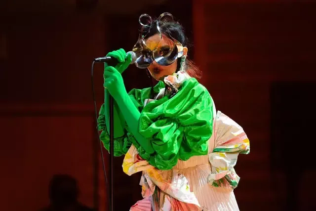 Björk Guðmundsdóttir es una cantante, compositora y multiinstrumentista  islandesa, nacida el 21 de noviembre de 1965 (edad 56 años). Foto: Björk/Instagram