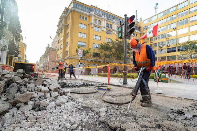 Las obras de la tercera etapa de peatonalización terminarán en noviembre de este año. Foto: Prolima