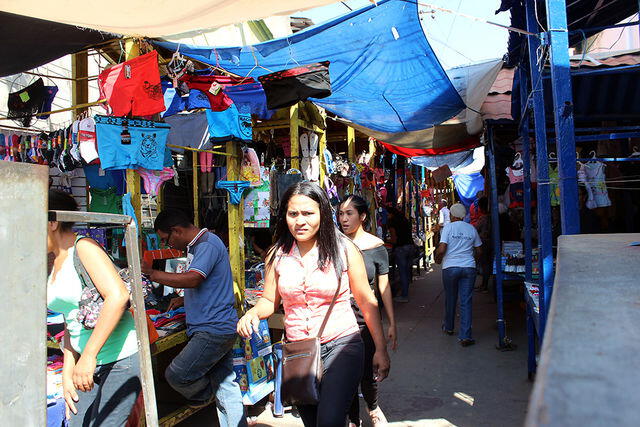 A los venezolanos no les alcanzó el dinero para las compras de última hora