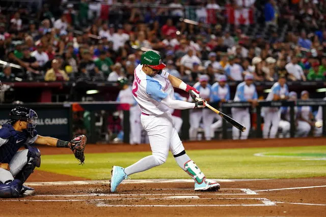 J. Meneses es el bateador más efectivo en el cuadro de México en el Clásico Mundial de Béisbol 2023. Foto: Twitter/MLB   