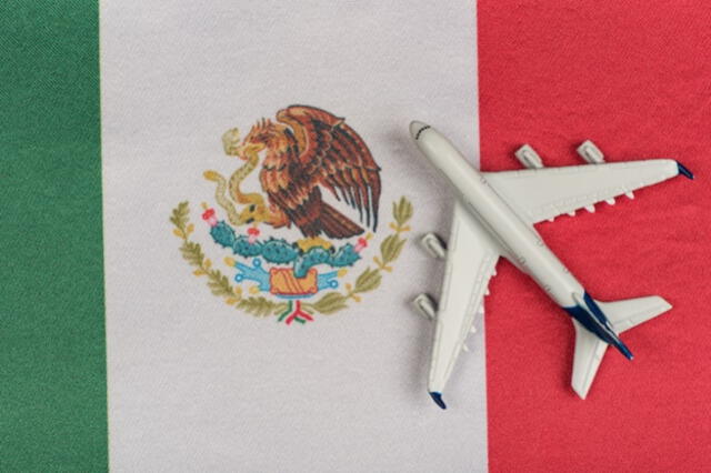  Existen distintas alternativas para conseguir vuelos baratos hacia México. Foto: Freepik   