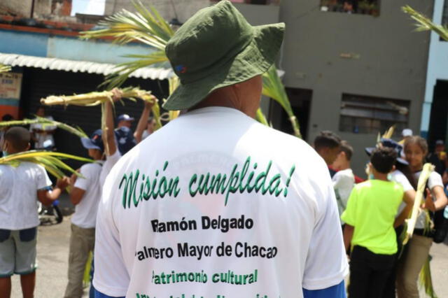 Unesco nombró patrimonio cultural a los Palmeros de Chacao, como homenaje al palmero mayor, Ramón Delgado. Foto: Monitoreamos. 