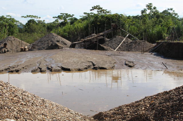 Ausencia. La minería formal es una gran deuda con el medio ambiente de la región Madre de Dios. Foto: CINCIA   