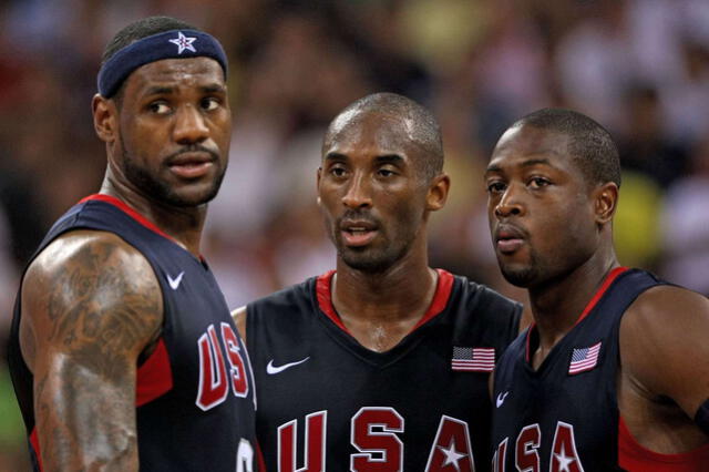 Kobe, LeBron y Dwayne participando en los JJ.OO Beijing 2008 con el USA Team. Foto: People   