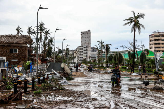 AMLO prometió apoyó a las víctimas del huracán. Foto: EFE   