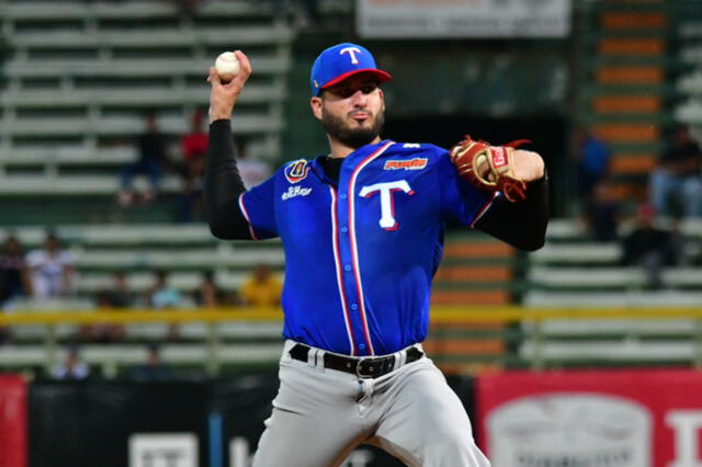 Leones del Caracas vs Tiburones de La Guaira EN VIVO