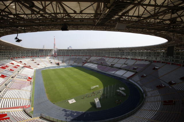 El Estadio Nacional se pintará de azul y blanco el 15 de enero. Foto: Andina   