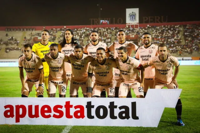 La 'U' podría volver a jugar con su camiseta melón en este nuevo amistoso. Foto: Universitario   