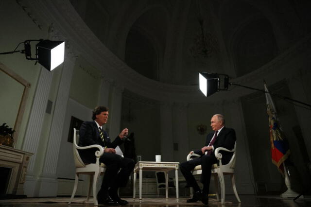  Putin dijo que excluye invadir Polonia o Letonia en entrevista con Tucker Carlson. Foto: AFP   