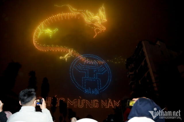  Hanoi fue sede de varios festivales tradicionales que ofrecen un vistazo a las costumbres y rituales del Año Nuevo Lunar. Foto: Vietnam.Net   
