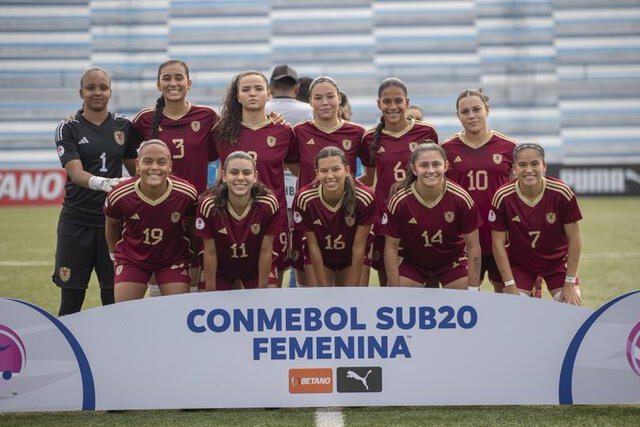 El elenco de la Vinotinto logró su clasificación al hexagonal final luego de vencer a Chile en la fase previa. Foto: Vinotinto Femenina/X   