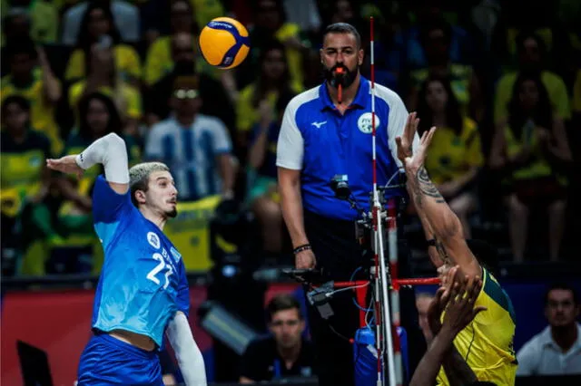 La Argentina estuvo cerca de ganarlo en el quinto set, pero Brasil tuvo mayor contundencia. Foto: FEVA   