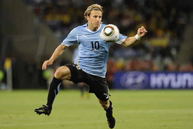 En el mundial de Sudáfrica 2010, Diego Forlán marcó 5 goles. Foto: AFP   