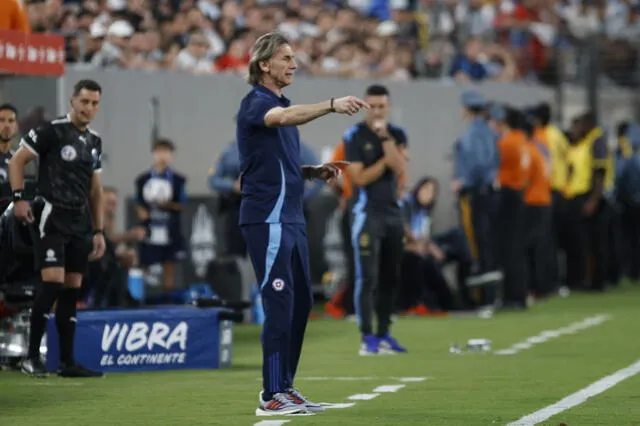 Ricardo Gareca ha dirigido 6 partidos en Chile hasta el momento. Foto: AFP   