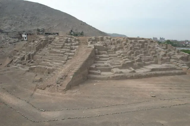 Sitios históricos se encuentran ocultos en la inmensidad del distrito más poblado del Perú. Foto: Andina   