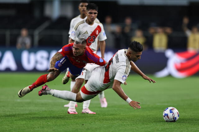 Perú y Chile igualaron 0-0 por el grupo A de la Copa América 2024. Foto: AFP   