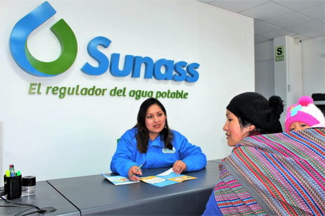  Convocatoria laboral con sueldos hasta 12.000 soles. Foto: Sunass    