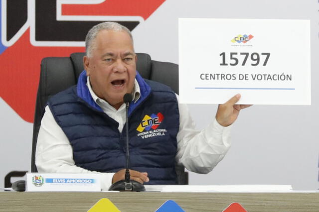 CNE es liderado por Elvis Amoroso, quien hasta la fecha no ha mostrado las actas de las votaciones. Foto: Andina   