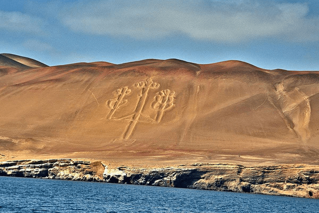 El Candelabro es uno de los principales atractivos de la región de Ica. Foto: Difusión   