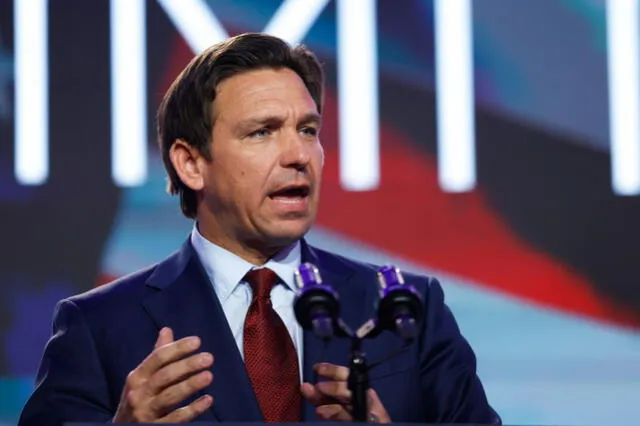 Nueva hora de inicio de clases en escuelas públicas de Florida: la ley de Ron DeSantis entrará en vigor en 2026