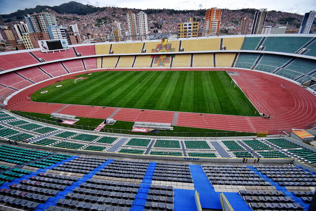 La selección boliviana juega como local en el estadio Hernando Siles. Foto: Jornada   