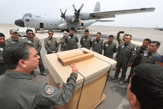 Fuerza Aérea del Perú envió ayuda a Bolivia para contrarrestar incendios forestales. Foto: FAP   