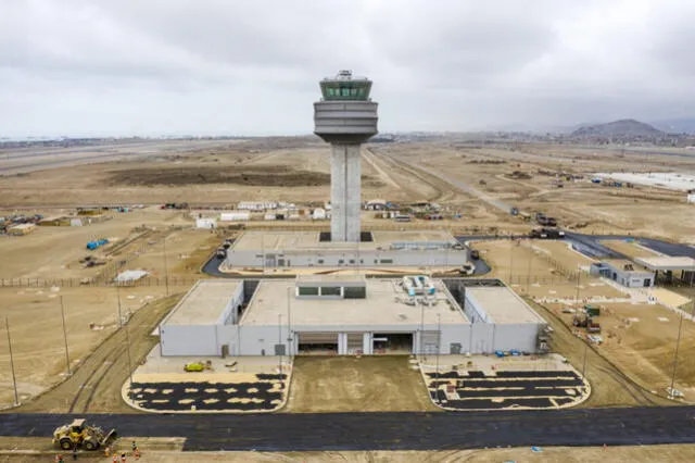 Torre de control del Aeropuerto Internacional Jorge Chávez. Foto: LAP.   