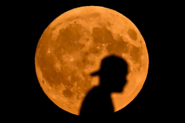 Una superluna ocurre cada año, en ocasiones puede haber hasta tres. Foto: AFP   