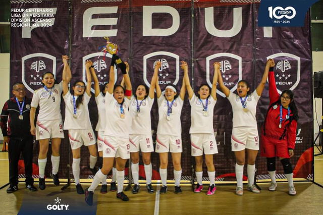  Equipo de futsal logró ascender a la primera división después de 15 años. Foto: UNI    