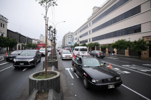  Proyecto contempla convertir la extensa avenida Abancay en un entorno con áreas verdes para los peatones. Foto: Andina.<br><br>    