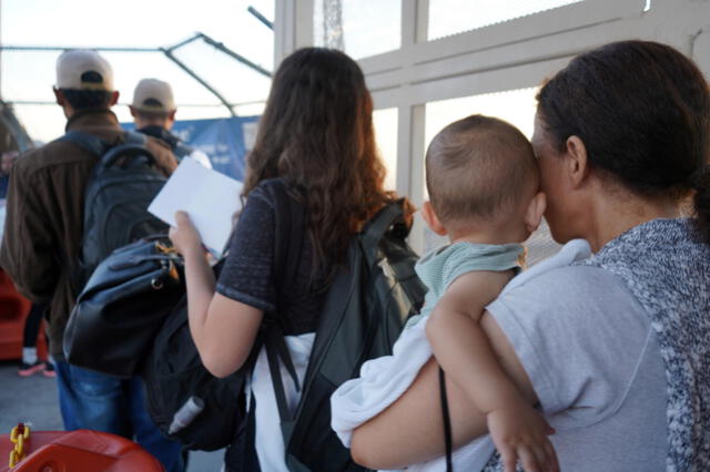  Personas ingresando a Estados Unidos. Foto: difusión   