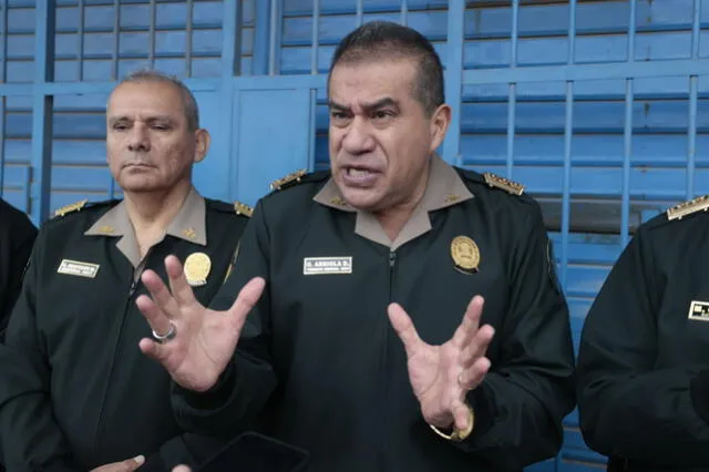 Jefe de la PNP, Óscar Arriola