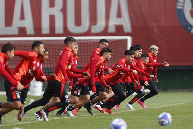 El plantel de La Roja entrenó por la mañana en el predio deportivo Juan Pinto Durán. Foto: Selección chilena   