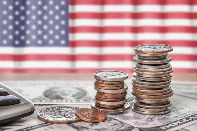Para 2025, los trabajadores en California verán un aumento del 3.18% en su salario. Foto: Expansión Para 2025, los trabajadores en California verán un aumento del 3.18% en su salario. Foto: Expansión