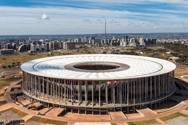  Estadio Nacional de Brasilia Mané Garrincha. Foto: skyscrapercenter   